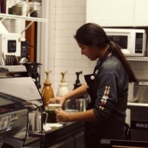 Meet your Posher, Linda